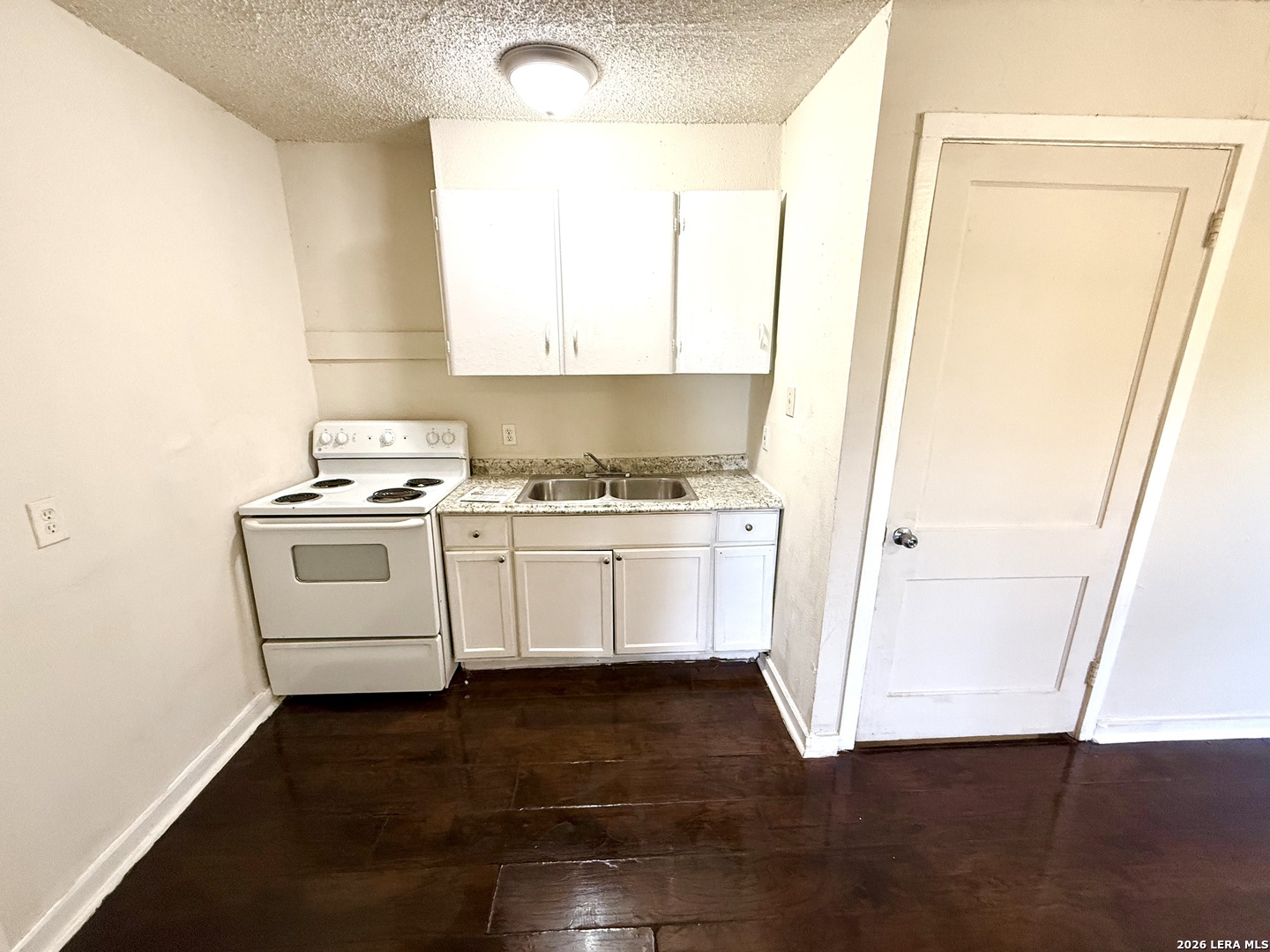 617 S Palmetto Avenue San Antonio TX 78203