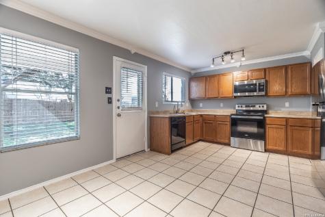 5818 Sherbrooke Oak San Antonio TX 78249