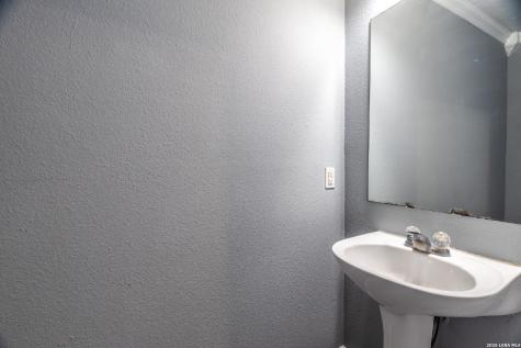 5818 Sherbrooke Oak San Antonio TX 78249