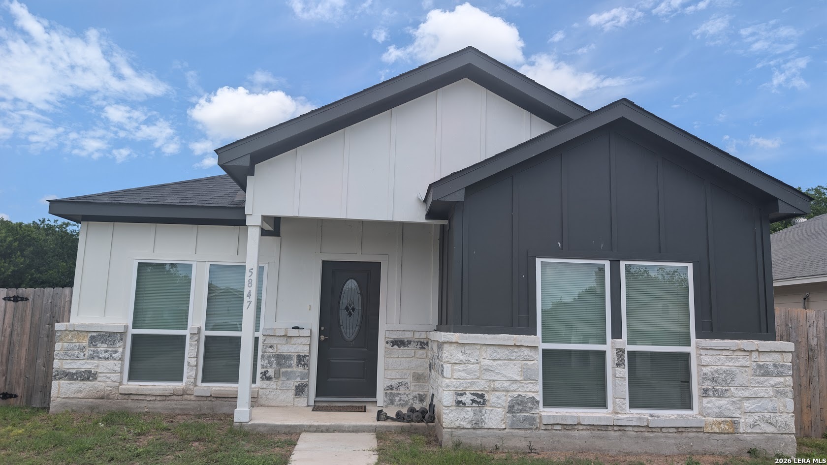 5847 Tree View San Antonio TX 78220