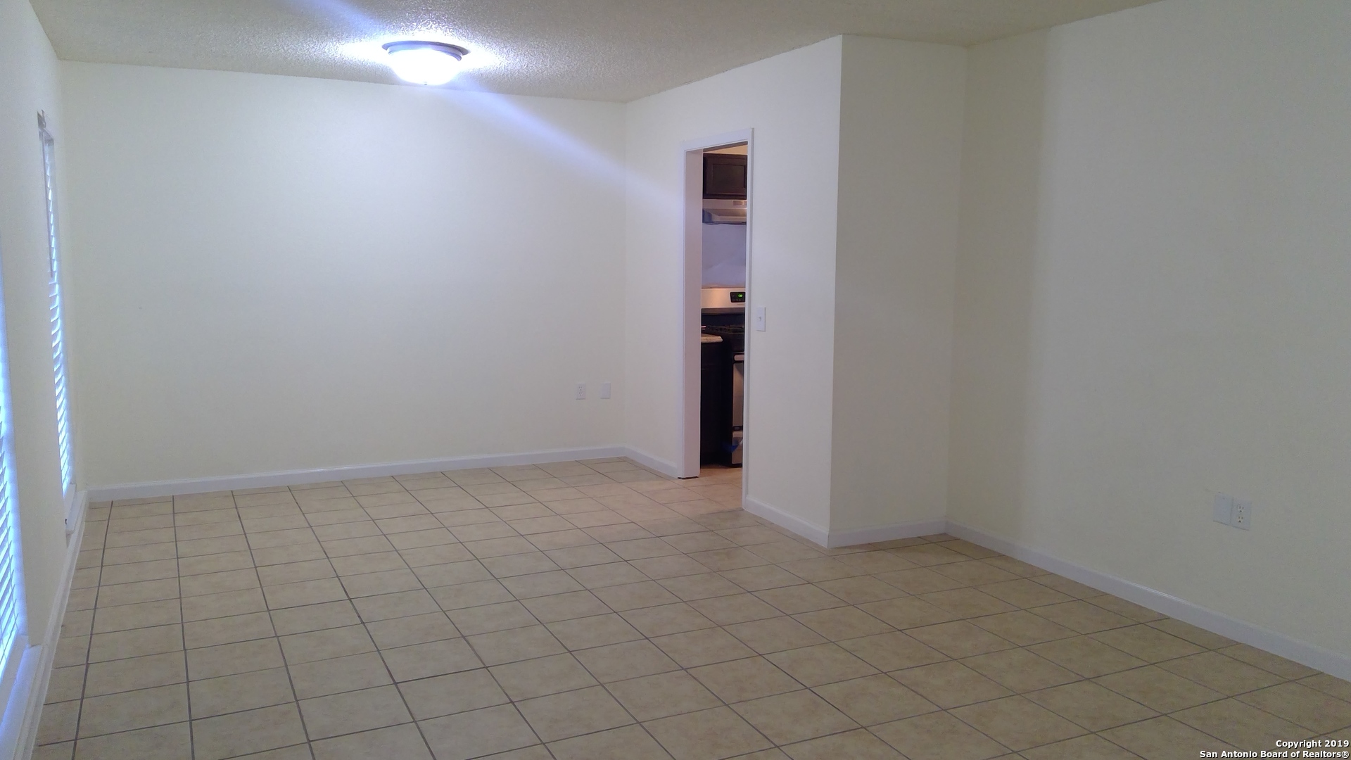9483 Bowen Drive San Antonio TX 78250