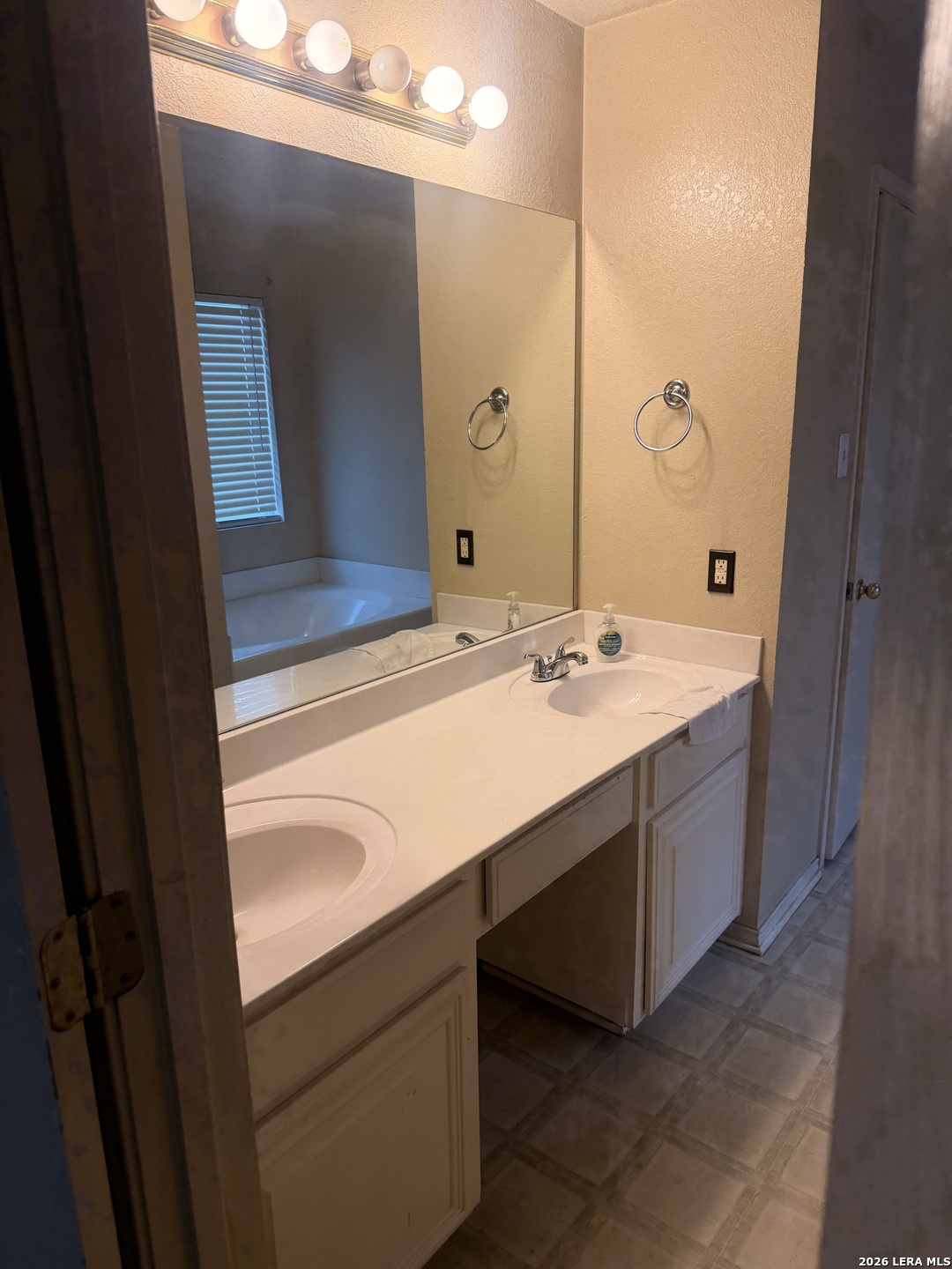 2711 Cloudy San Antonio TX 78222