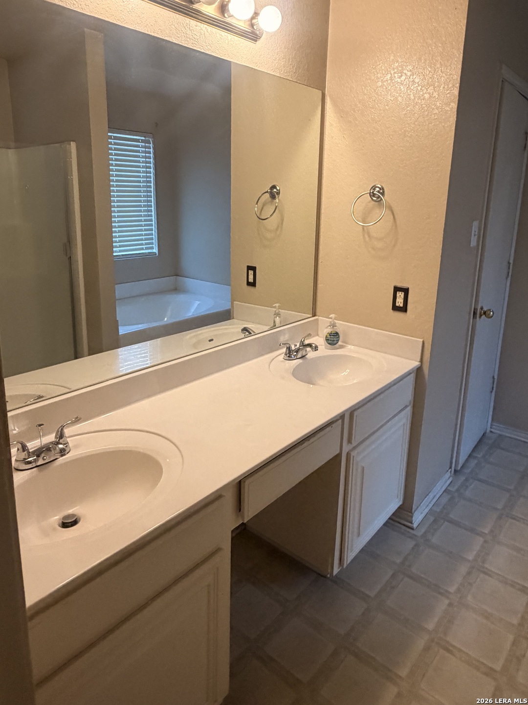 2711 Cloudy San Antonio TX 78222