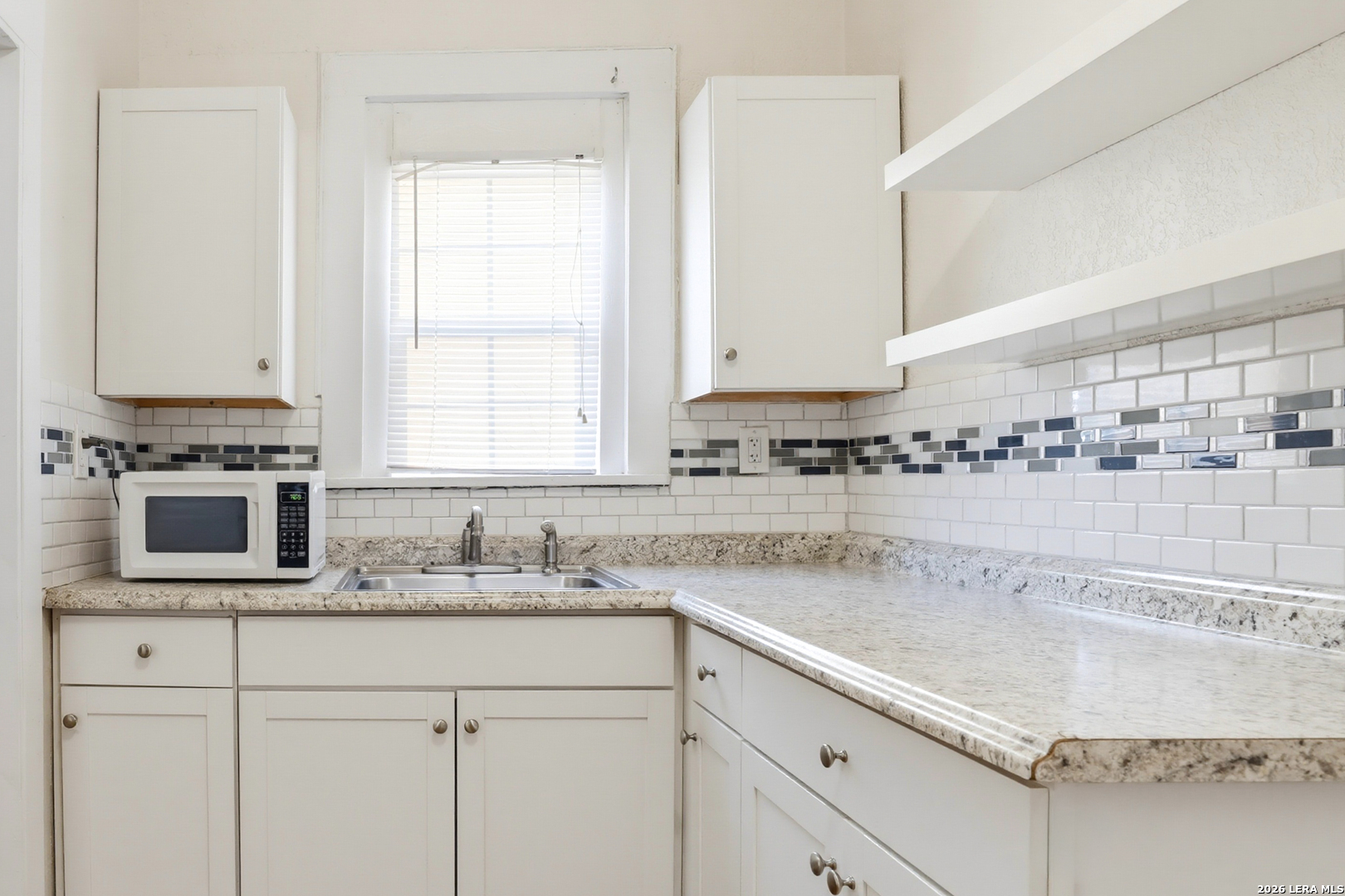 1025 W Craig Place San Antonio TX 78201