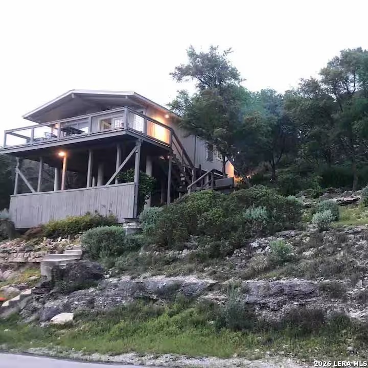 1435 Trail Pass Canyon Lake TX 78133