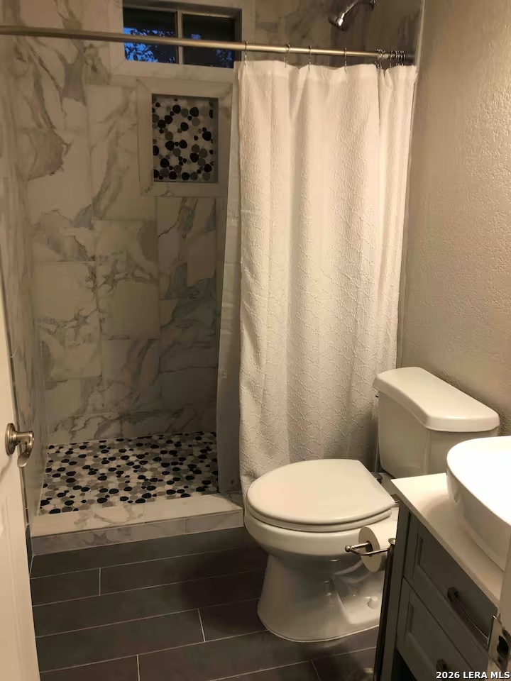 1435 Trail Pass Canyon Lake TX 78133