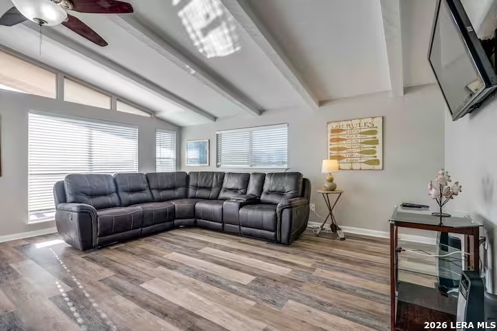 1435 Trail Pass Canyon Lake TX 78133