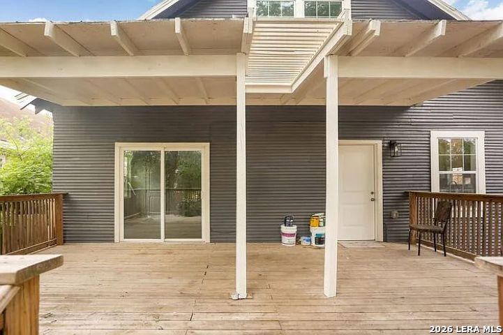 618 Saint James San Antonio TX 78202