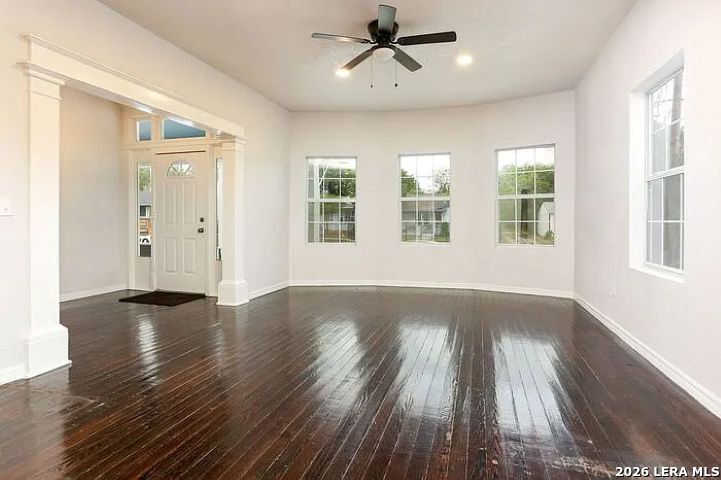 618 Saint James San Antonio TX 78202
