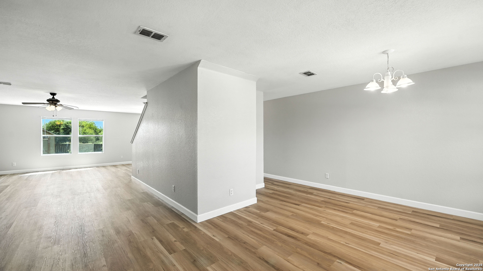 209 Hinge Cibolo TX 78108