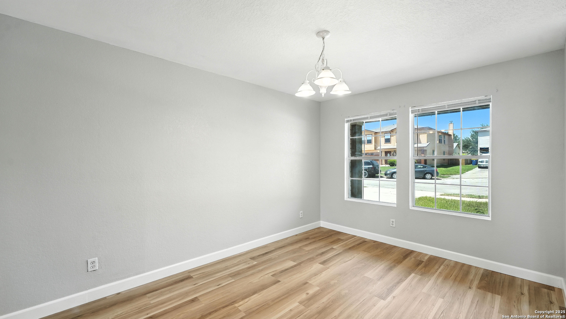 209 Hinge Cibolo TX 78108