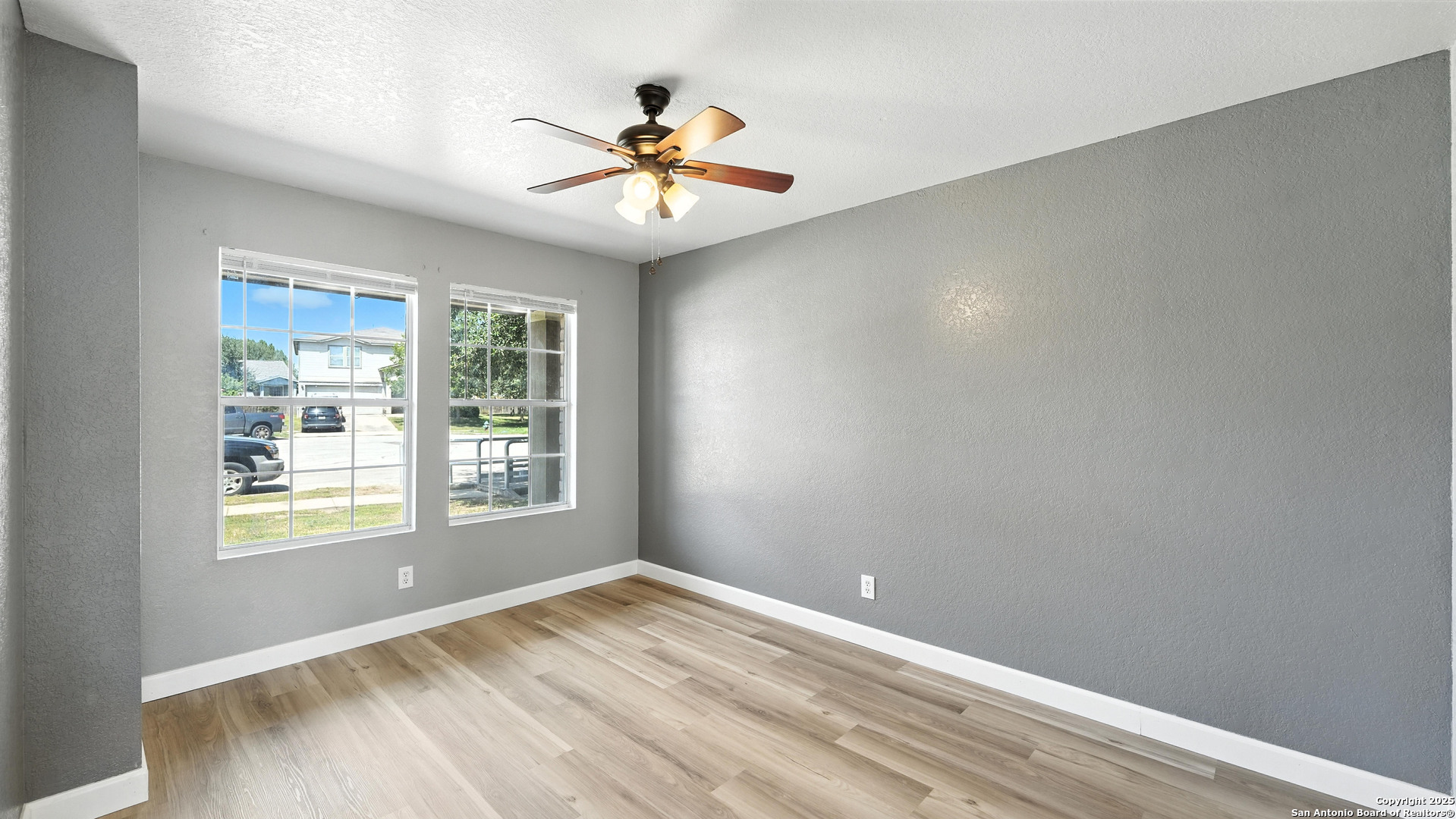 209 Hinge Cibolo TX 78108