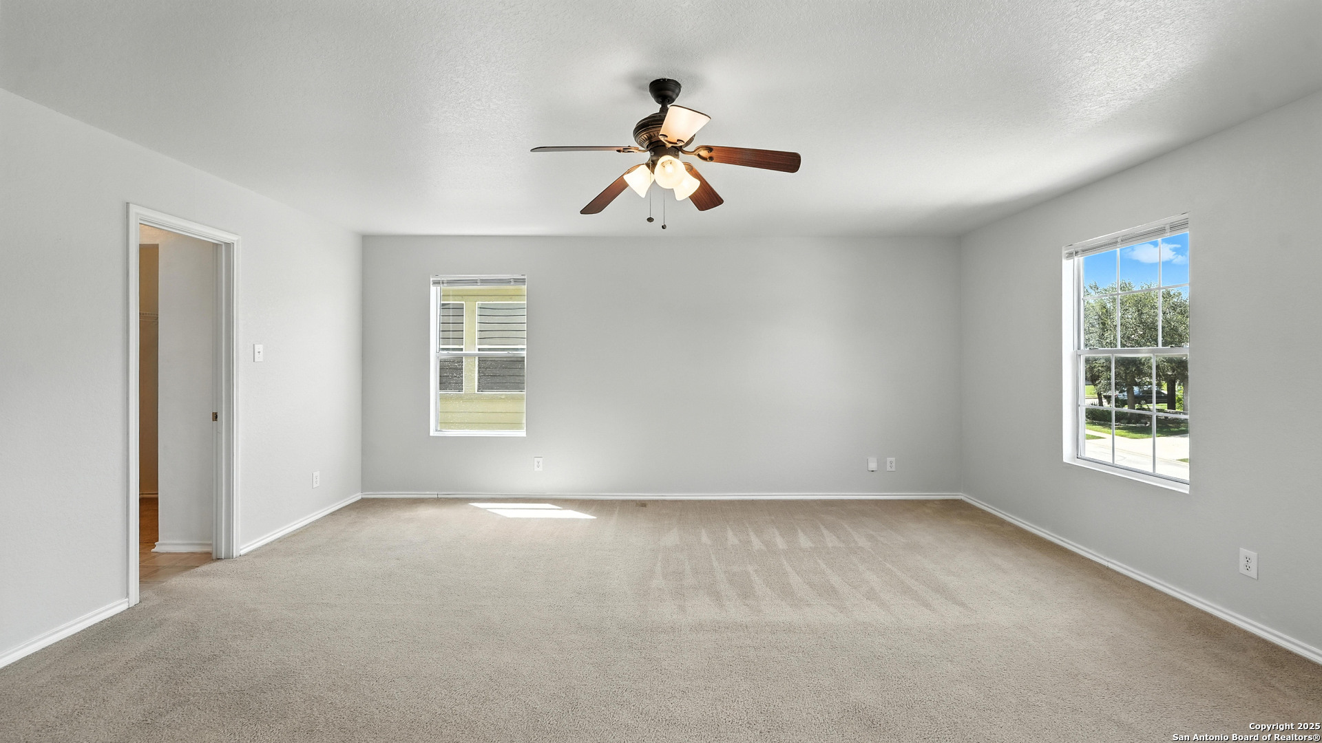209 Hinge Cibolo TX 78108