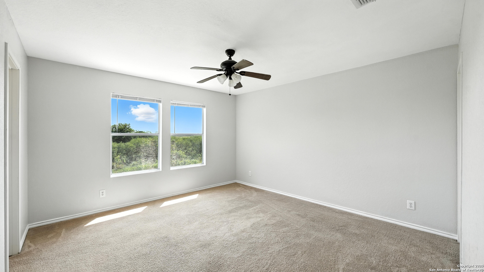 209 Hinge Cibolo TX 78108