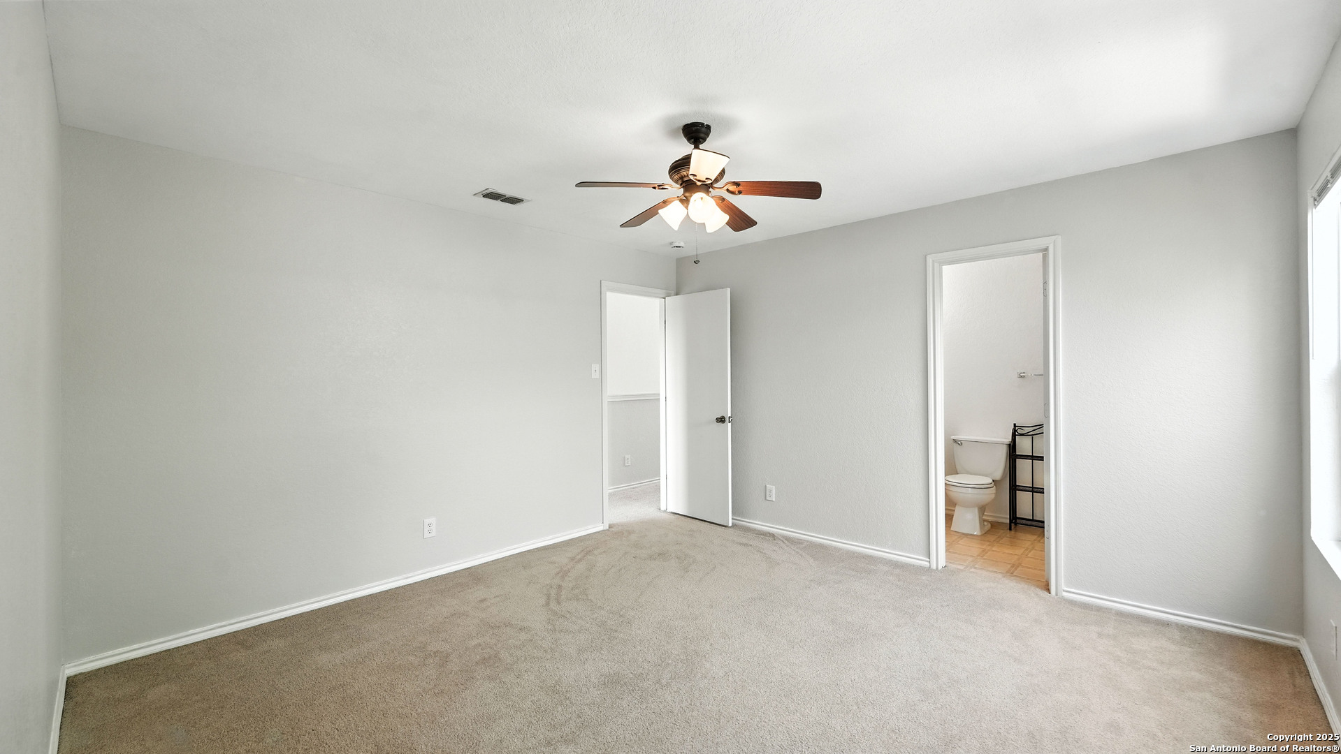209 Hinge Cibolo TX 78108