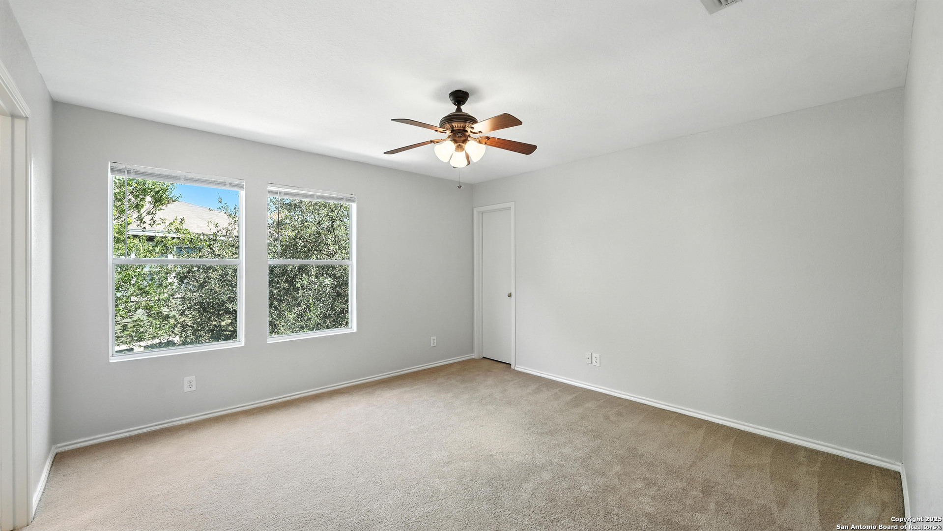 209 Hinge Cibolo TX 78108