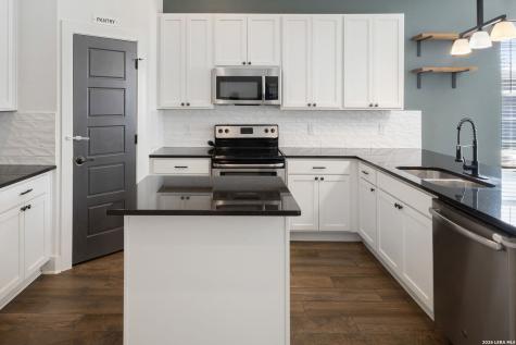 534 Rigsby Avenue San Antonio TX 78210