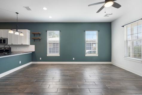 534 Rigsby Avenue San Antonio TX 78210