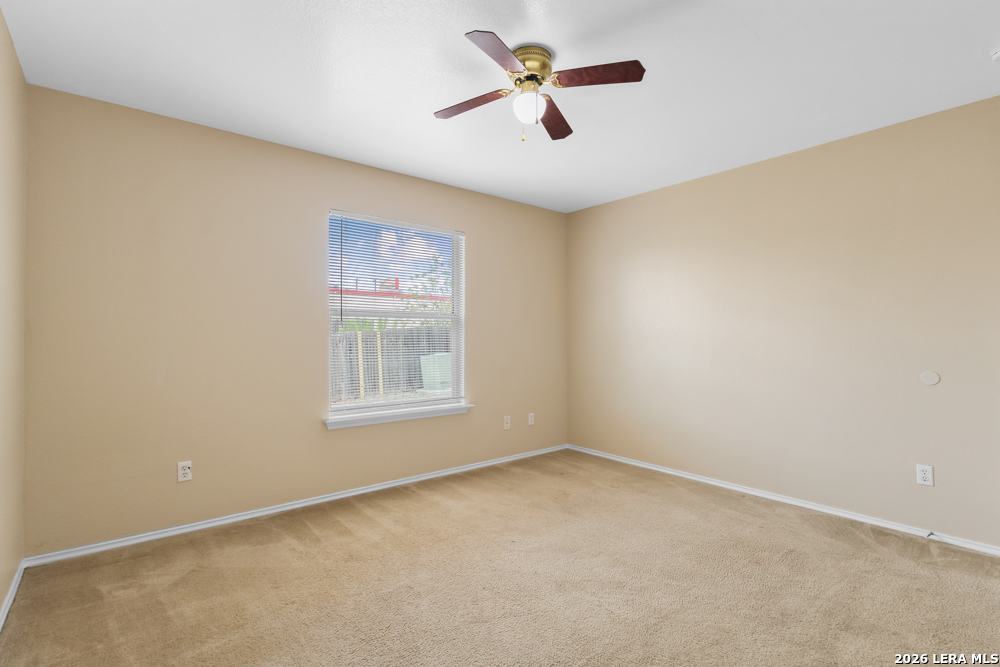 8304 Heights Valley Converse TX 78109