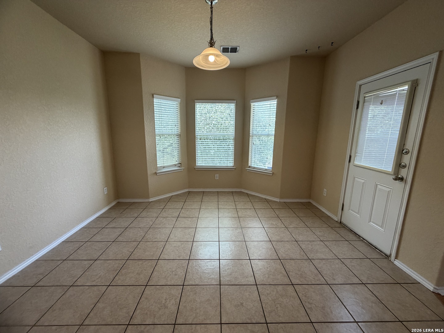 9103 Rainbow Creek San Antonio TX 78245