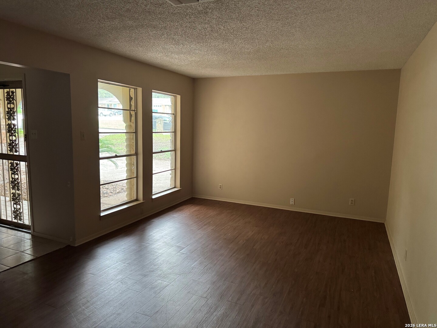 143 Forrest Trail Universal City TX 78148