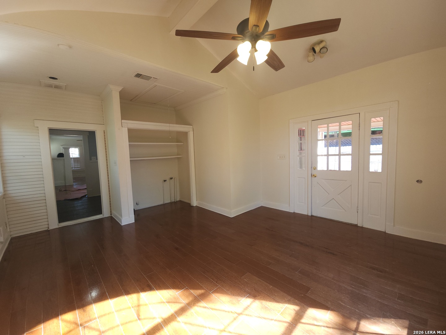1138 W Magnolia Avenue San Antonio TX 78201