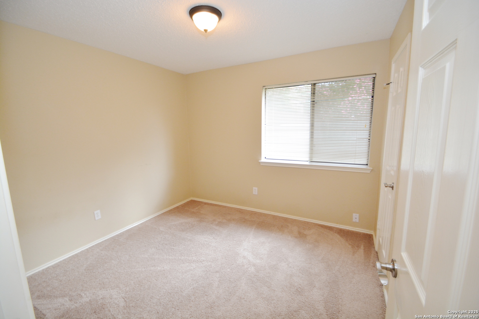 1011 Hedgestone Drive San Antonio TX 78258
