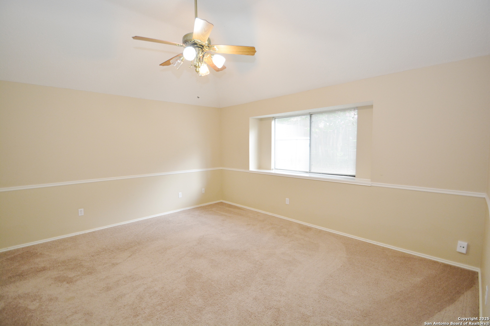 1011 Hedgestone Drive San Antonio TX 78258