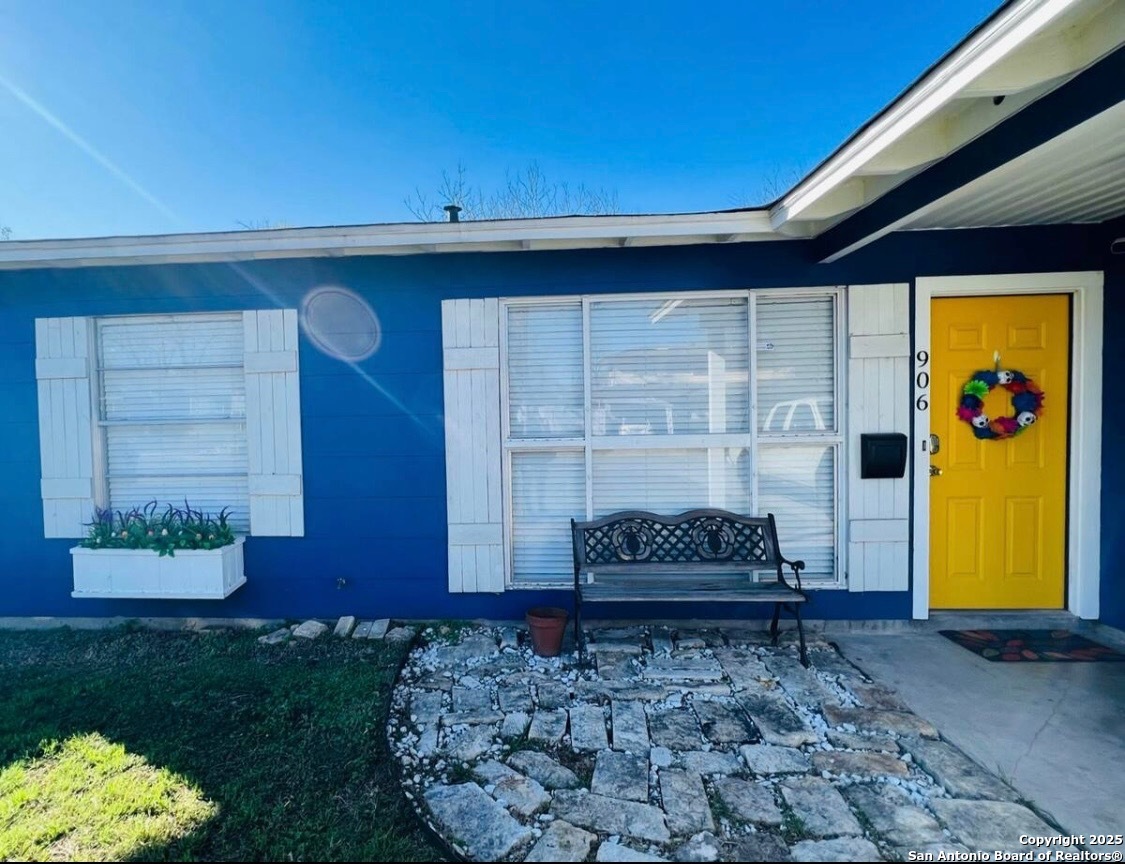 906 Nevada San Antonio TX 78203