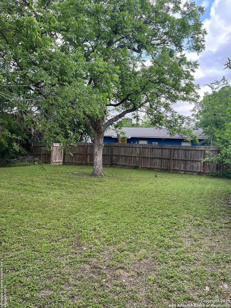 906 Nevada San Antonio TX 78203