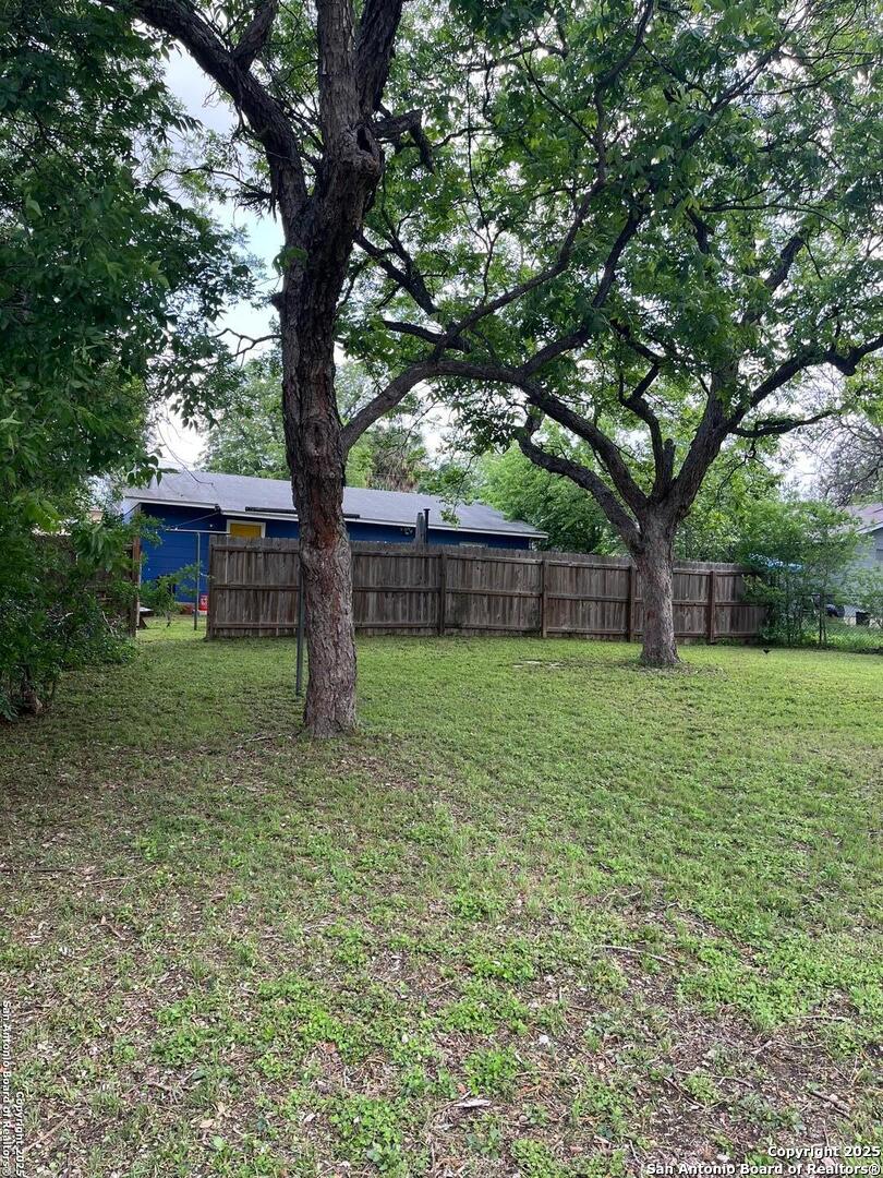 906 Nevada San Antonio TX 78203