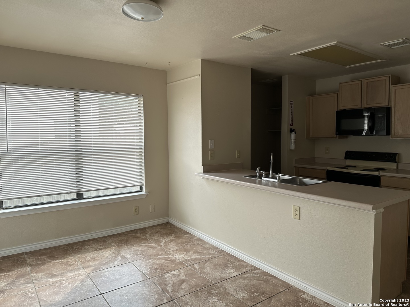 5022 River Kenton San Antonio TX 78240