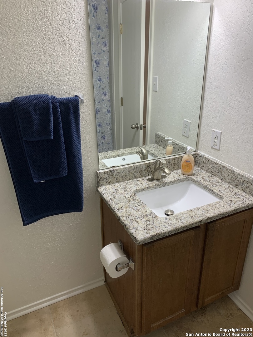 10615 Shaenview San Antonio TX 78254