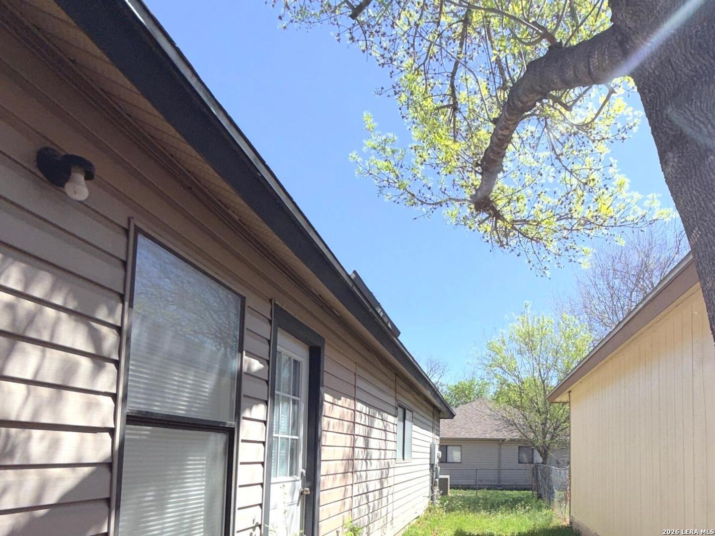 9742 Misty Plain Drive San Antonio TX 78245