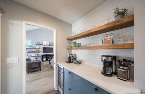2435 Pendant Oak San Antonio TX 78232