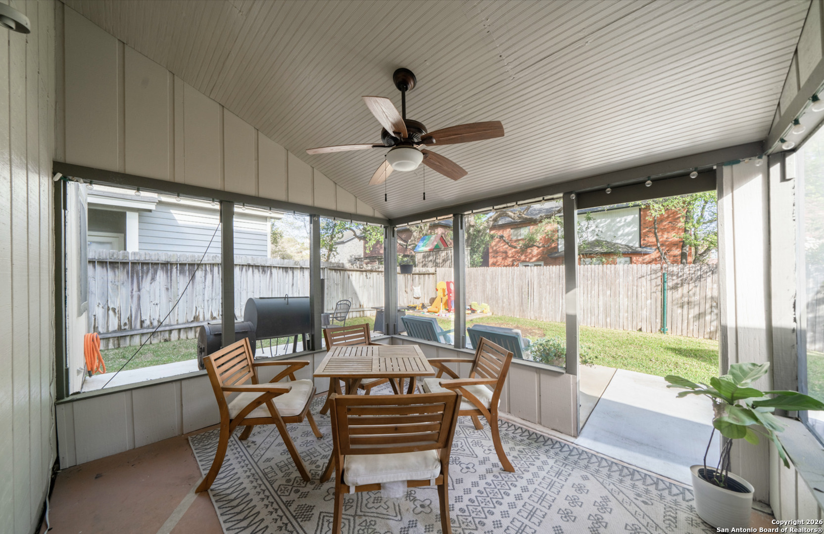 2435 Pendant Oak San Antonio TX 78232