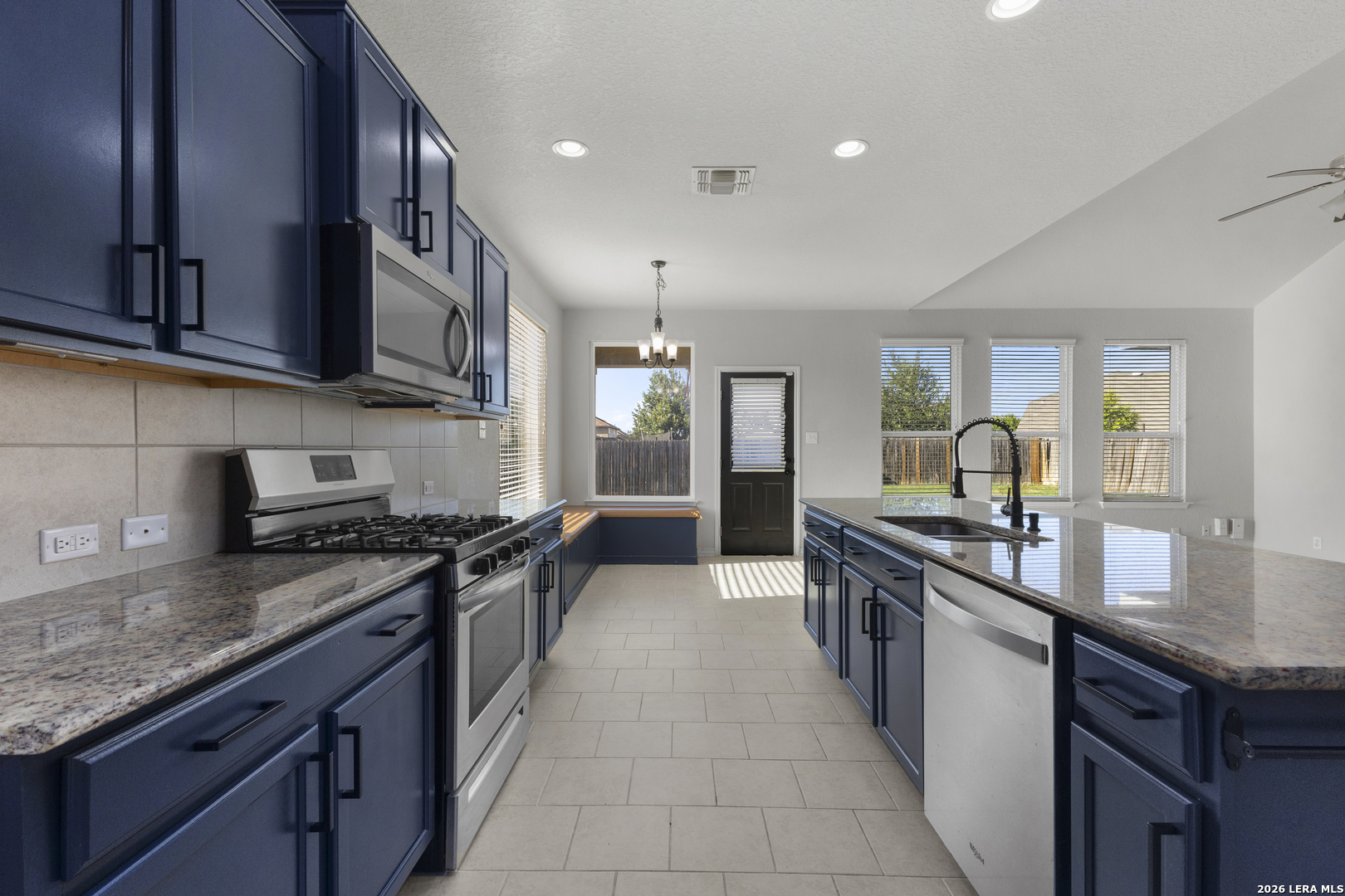 13835 Fredrick Hill San Antonio TX 78254
