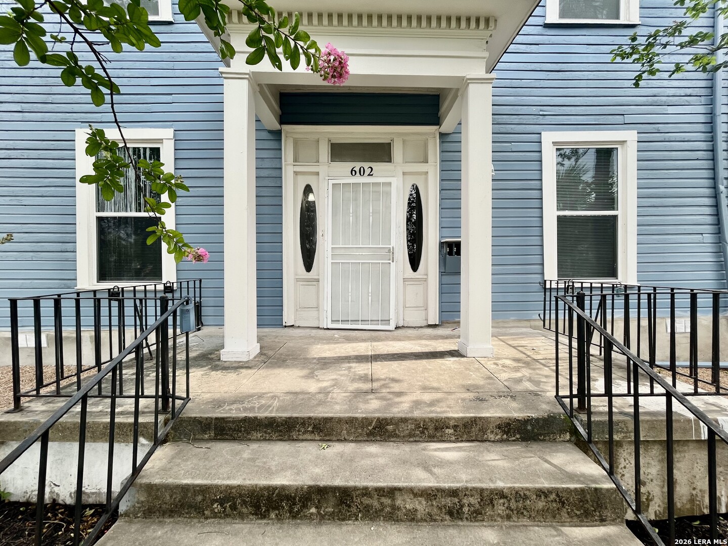 602 W Laurel Street San Antonio TX 78212
