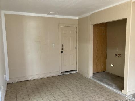 6358 W Commerce Street San Antonio TX 78237