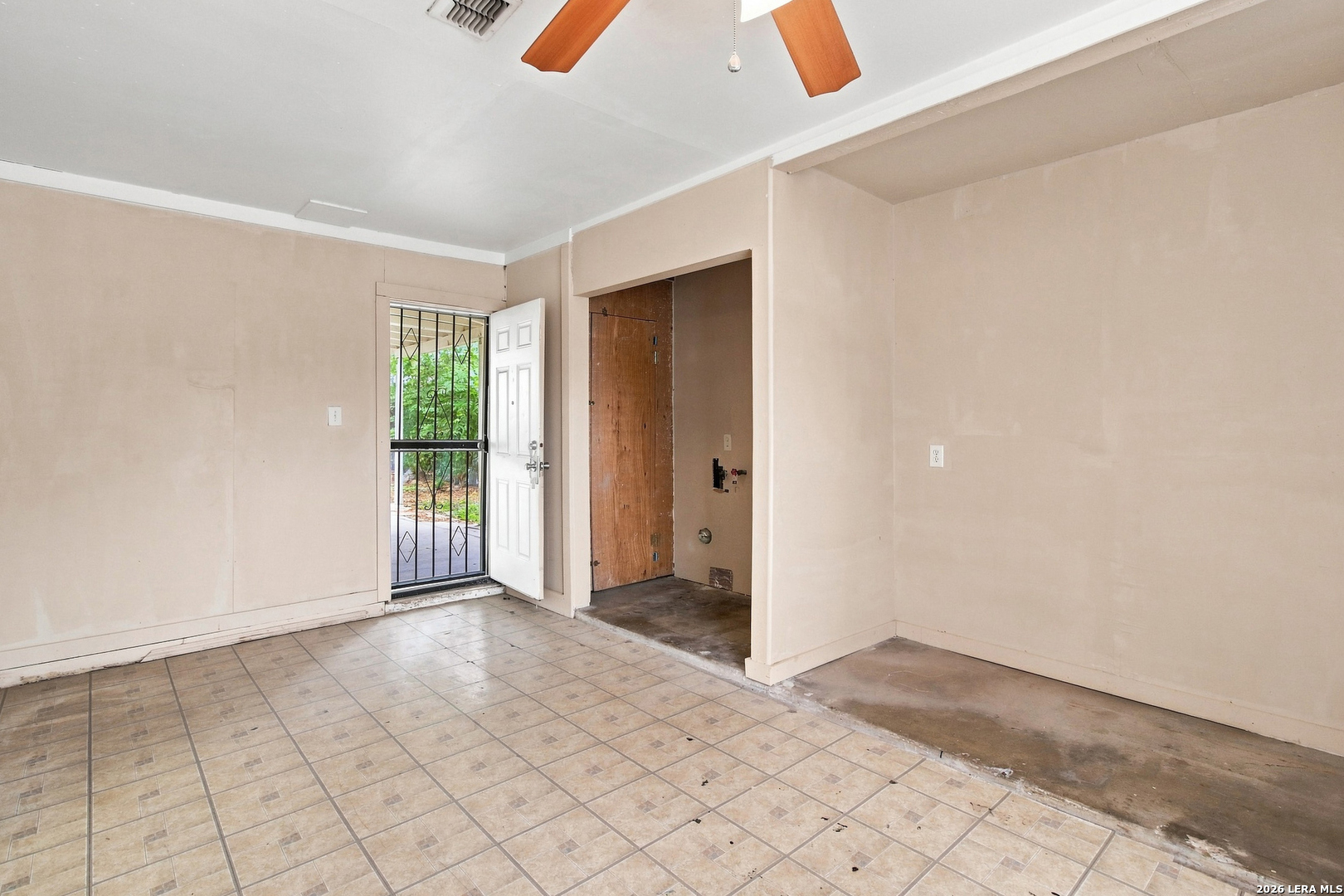 6358 W Commerce Street San Antonio TX 78237
