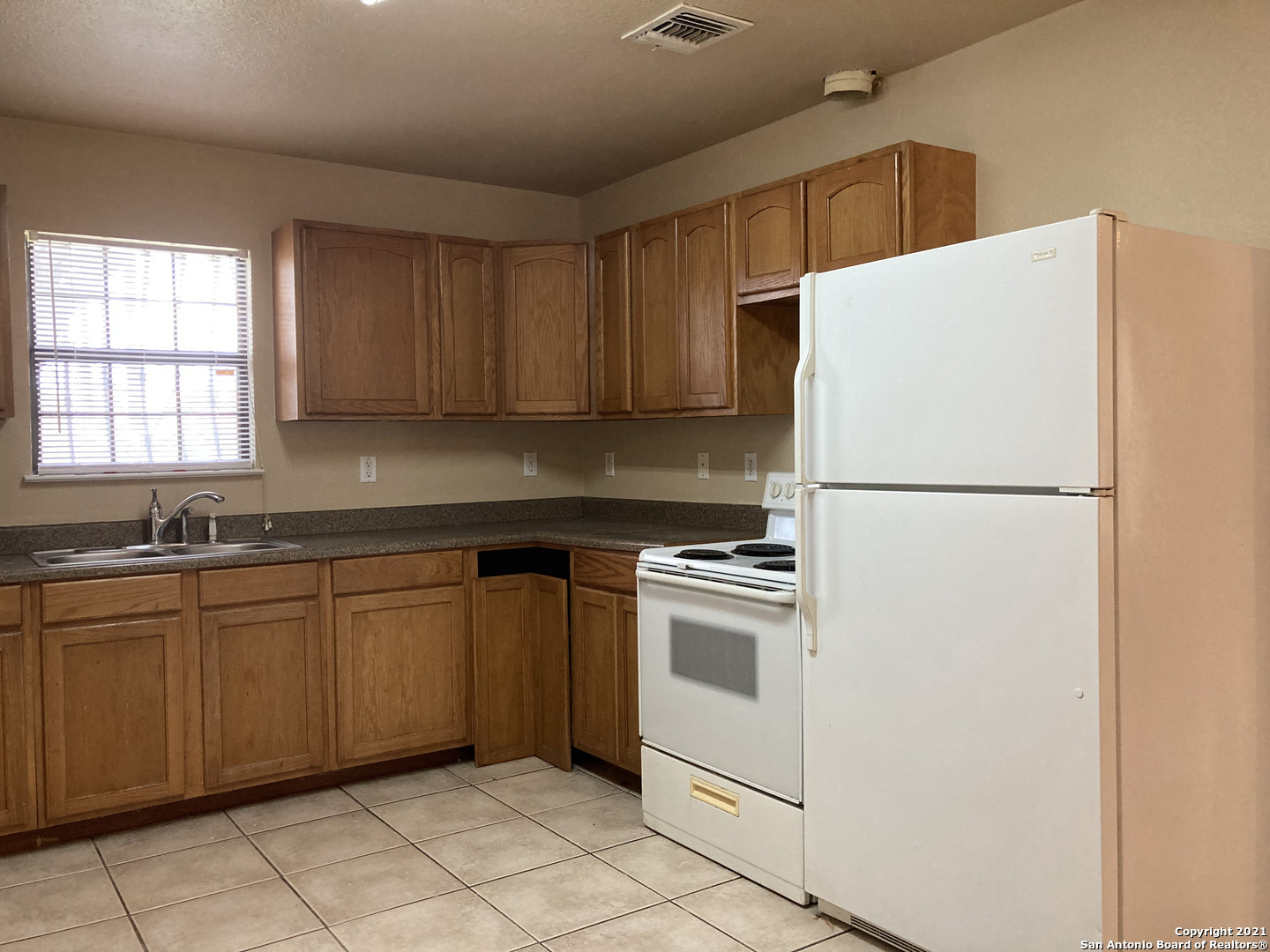 6358 W Commerce Street San Antonio TX 78237