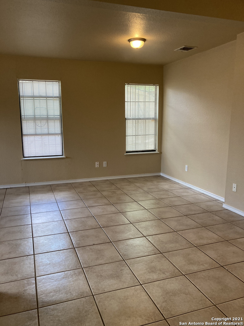 6358 W Commerce Street San Antonio TX 78237