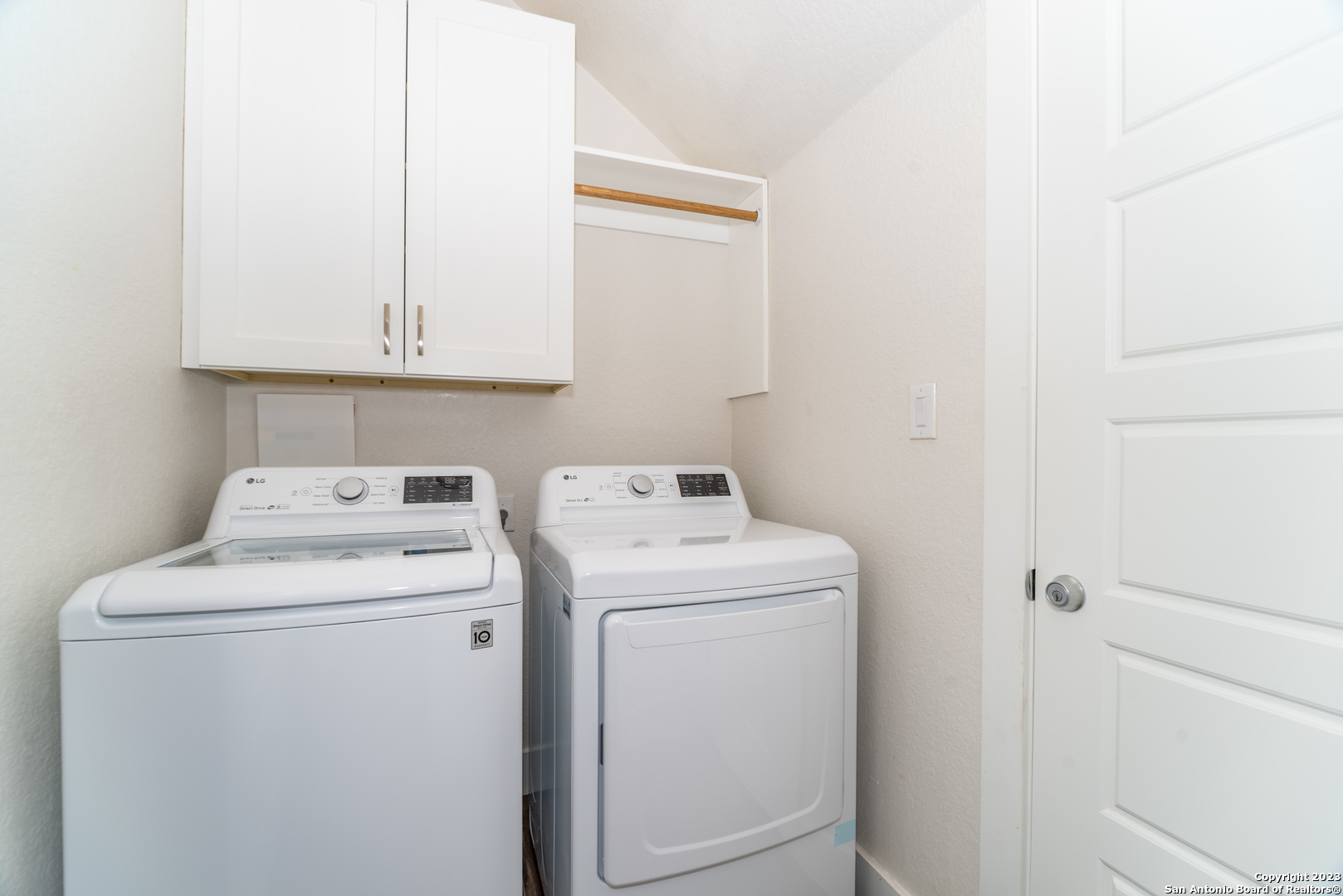2747 Del Pilar Drive San Antonio TX 78232
