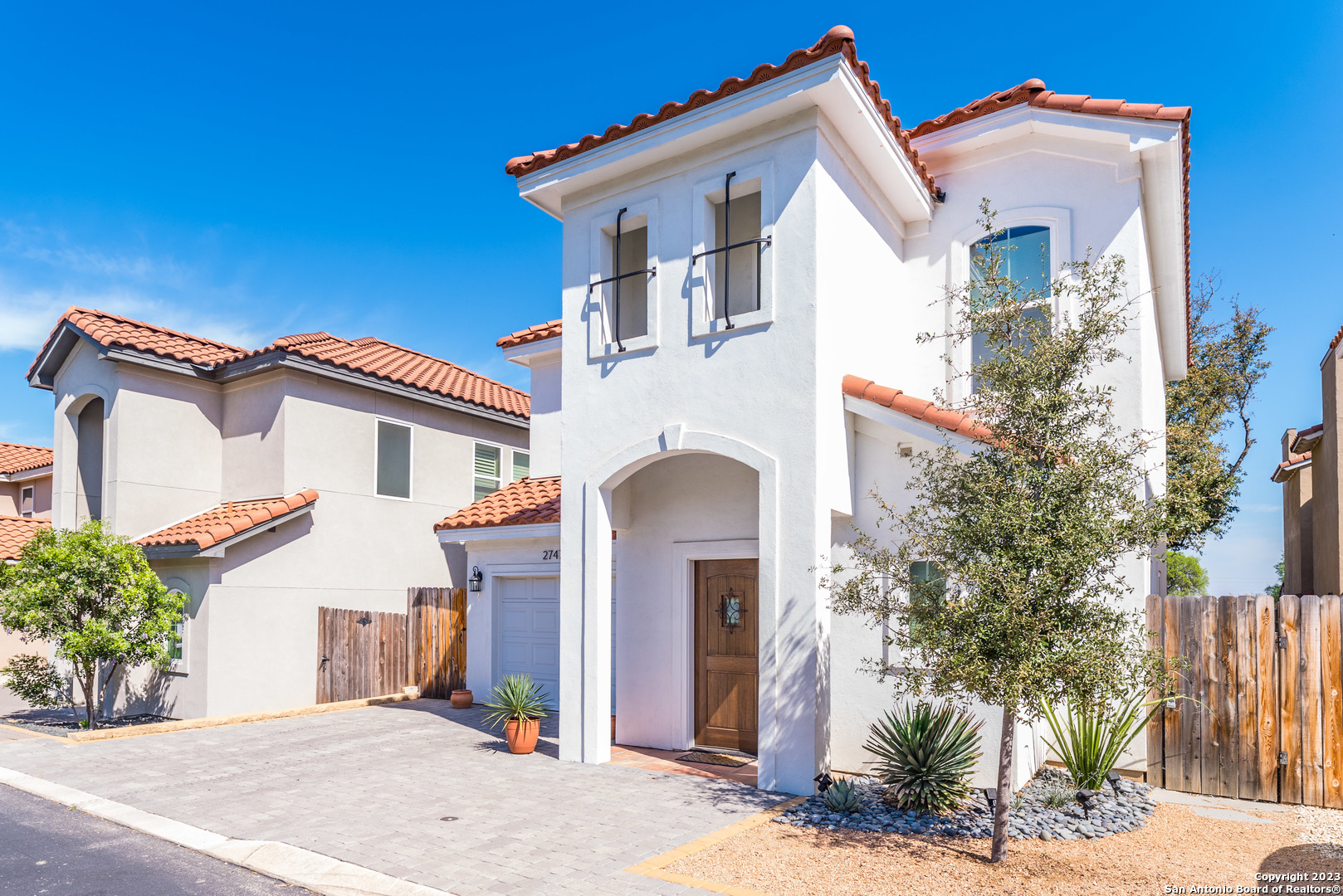 2747 Del Pilar Drive San Antonio TX 78232