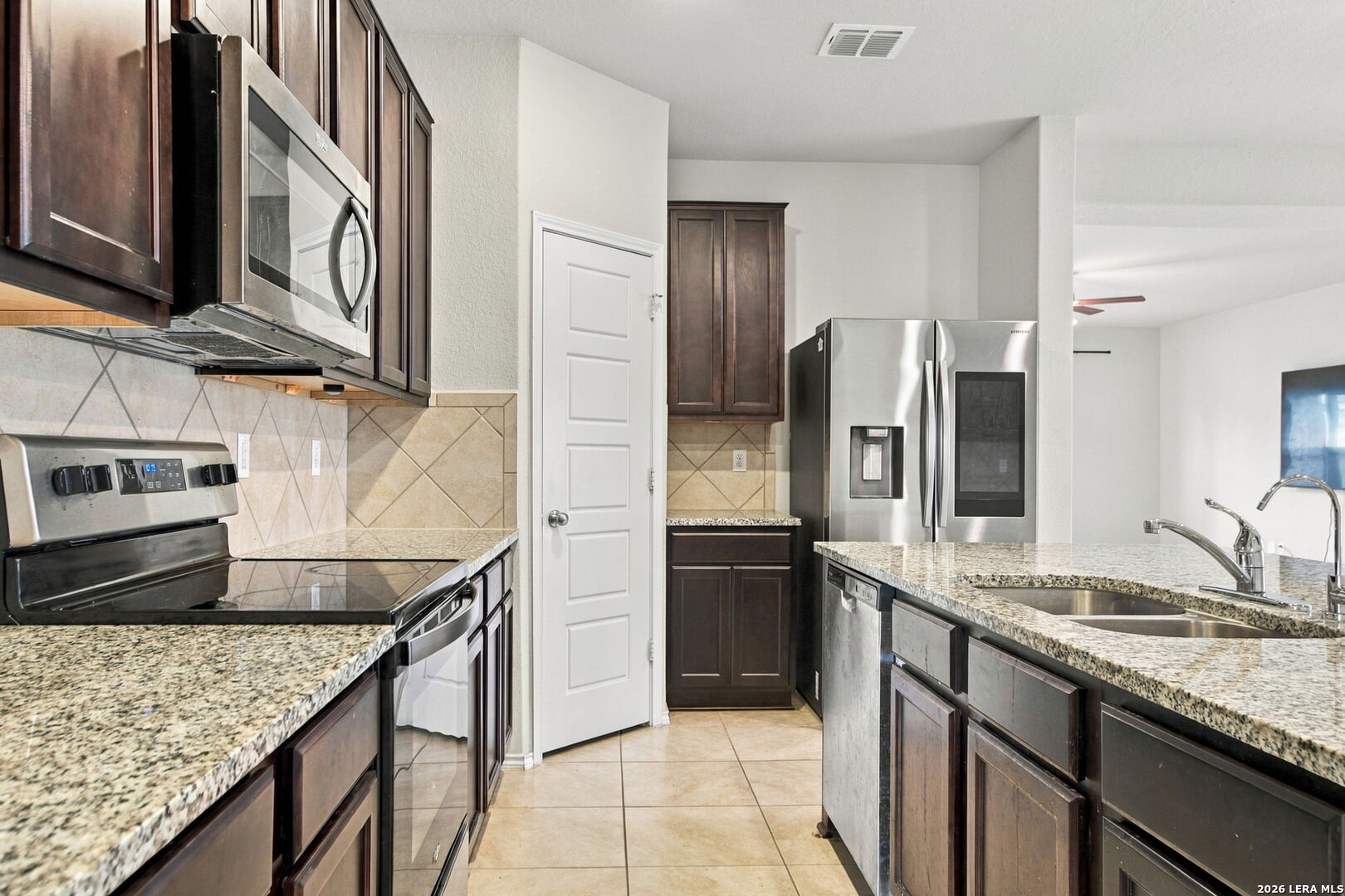 4705 Cambridge Park Converse TX 78109