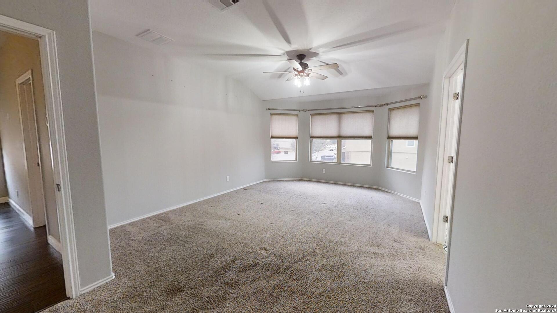2915 Thunder Gulch San Antonio TX 78245