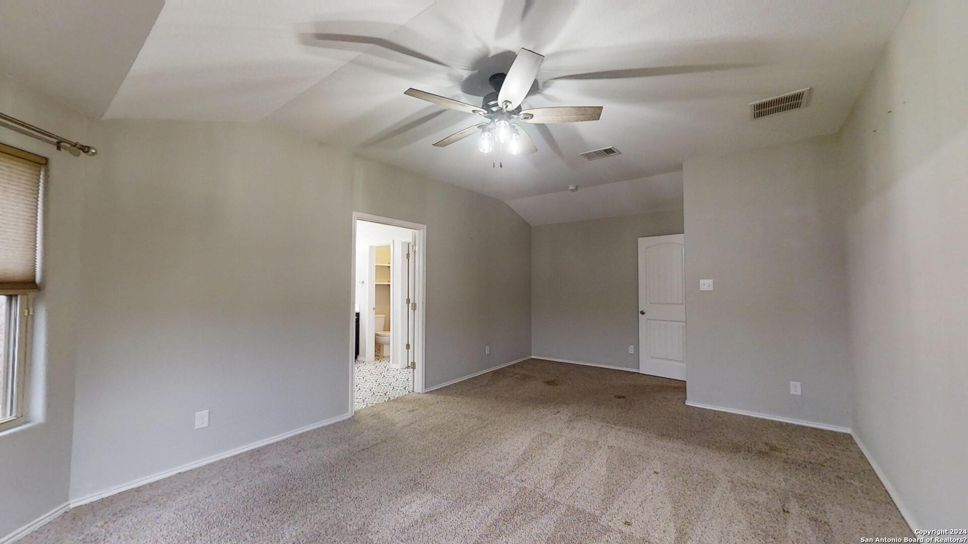 2915 Thunder Gulch San Antonio TX 78245