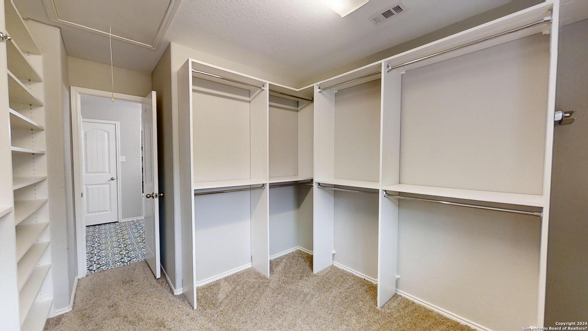 2915 Thunder Gulch San Antonio TX 78245