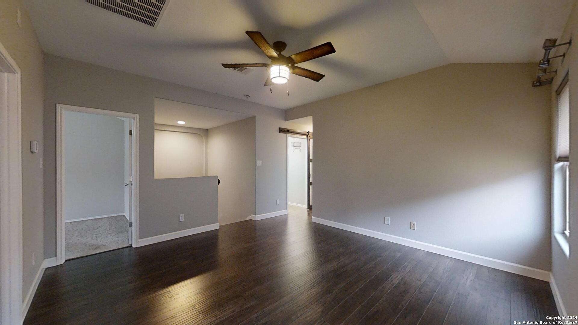 2915 Thunder Gulch San Antonio TX 78245