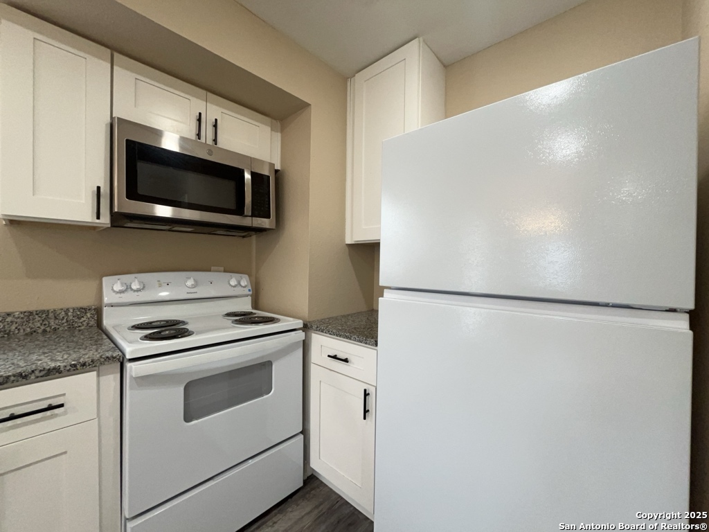7571 Windsor Oaks San Antonio TX 78239